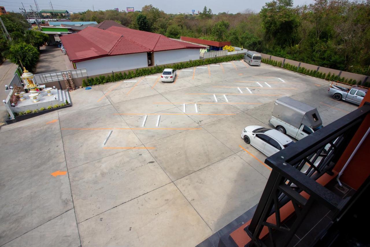 Heaven Hotel Chachoengsao Exteriör bild