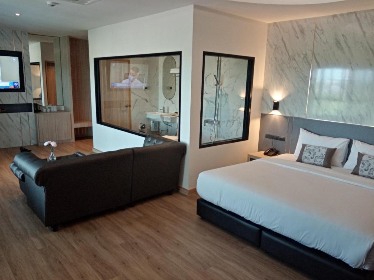 Heaven Hotel Chachoengsao Exteriör bild